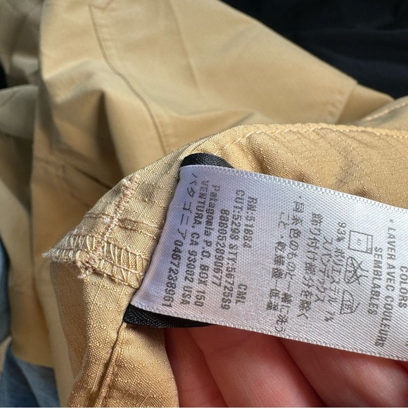 Patagonia Borderless Capris - Picture 4 of 7